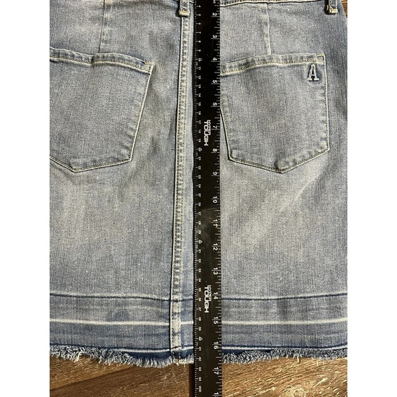 Articles Of Society Full Button Denim Mini Skirt Size 26 VGUC - Picture 4 of 6